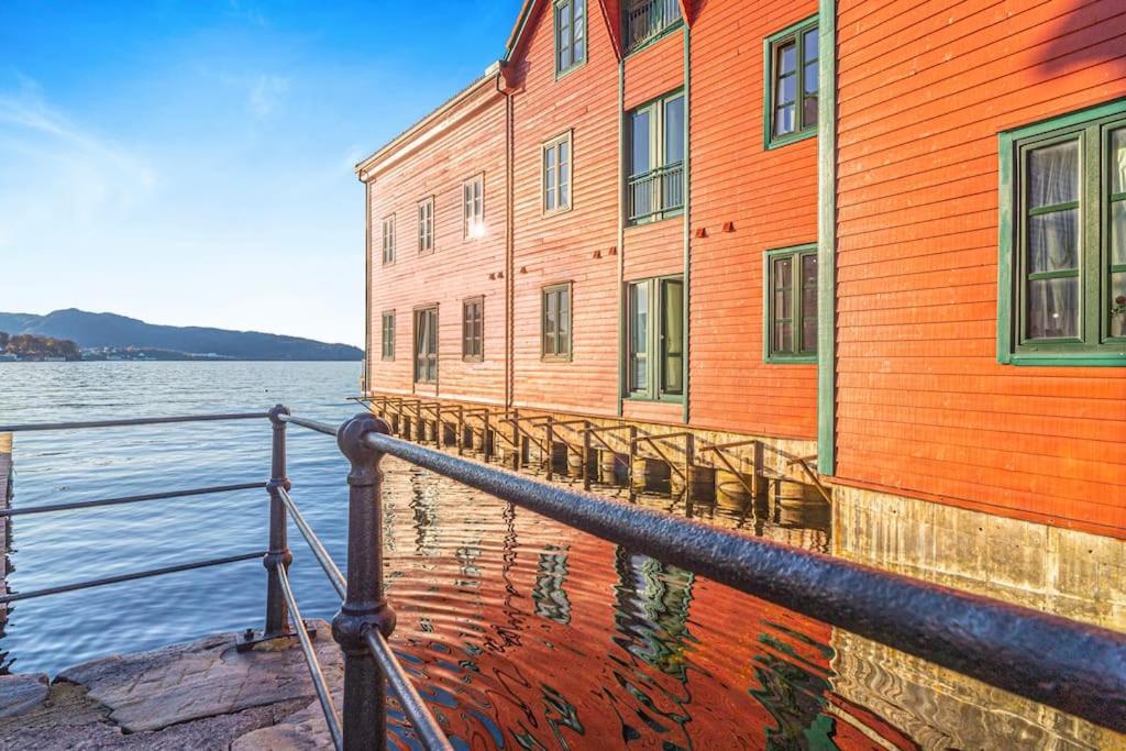 Seaside Apt. Catch Crabs From Your Bedroom Window! Appartement